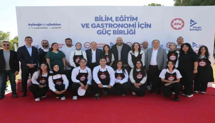 Geleceğin şefleri Yüreğirde yetişecek