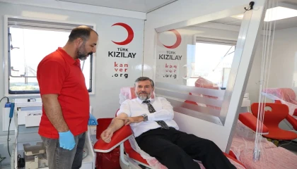 Hatay müftülüğü ve Kızılay iş birliğinde kan bağış kampanyası düzenledi