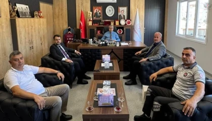 İL MÜDÜRÜ SÖNMEZ, ÖZ SAĞLIK-İŞ HEYETİNİ KABUL ETTİ