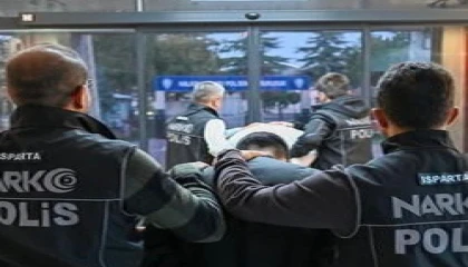 Ispartada aranan 2 şahıs yakalandı