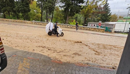 Kahramanmaraşta sağanak etkili oldu, su taşkınları yaşandı
