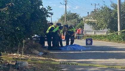 Kamyonun altında kalan genç sürücü hayatını kaybetti