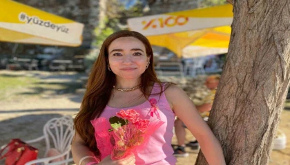 Kanser hastalarının umudu Çiçek Akçay: Kanserden değil geç kalmaktan korkun