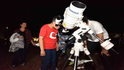 Kepezde Cumhuriyet ve Bilimle Gece Gözlemi etkinliği