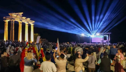 Manavgatta Halk Dansları Festivali coşkusu başladı