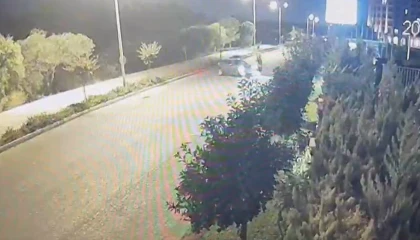 Manavgatta motosiklet U dönüşü yapan otomobile çarptı: 1 yaralı