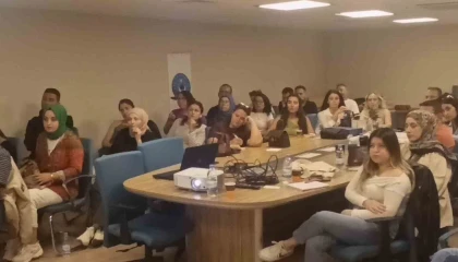 Manavgatta sağlık çalışanlarına EKG eğitimi