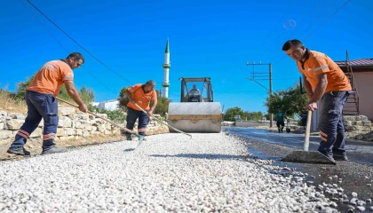 Mersin Büyükşehir Belediyesi Gülnarda ulaşımı güçlendiriyor