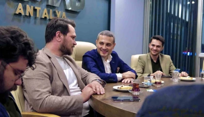 MÜSİAD Antalya Başkanı Akgül, ihracat tecrübelerini gençlerle paylaştı