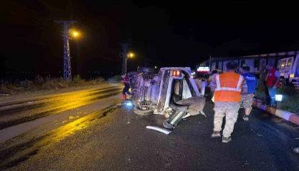 Osmaniyede otomobil takla attı: 3 yaralı