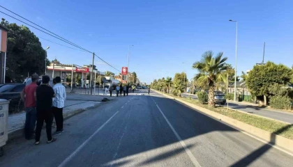 Otomobille çarpışan motosikletin 74 yaşındaki sürücüsü hayatını kaybetti