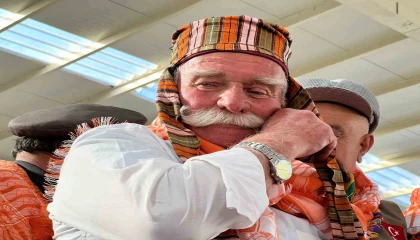 Pala bıyıklar yarıştı