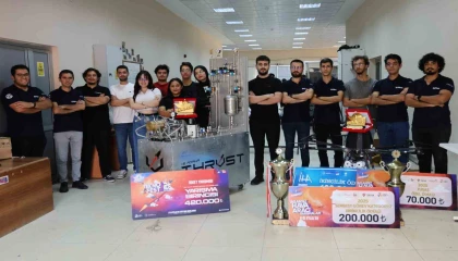 Şampiyon öğrencilerin yeni hedefi: Uzaya çıkmak