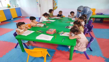 Tarım işçilerinin çocuklarına konteyner sınıfta eğitim