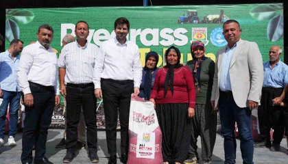 Tarsusta üreticiye yüzde 50 hibe destekli tohum desteği