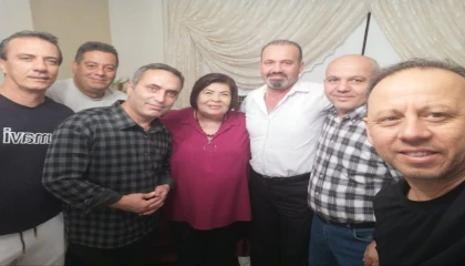 79 yaşındaki Melehat öğretmene duygulandıran ziyaret