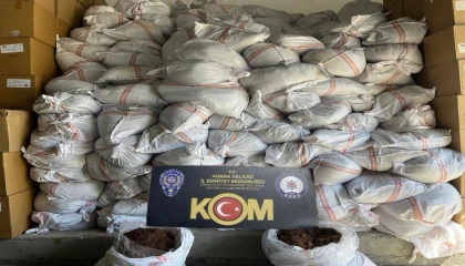 Adanada tırda 10 ton kaçak tütün ele geçirildi