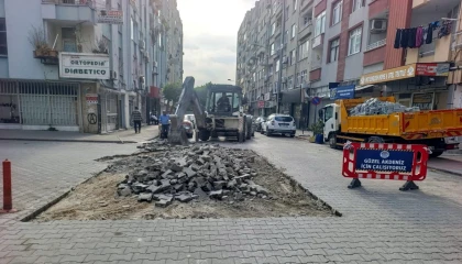 Akdenizde sokak yenileme çalışmaları sürüyor