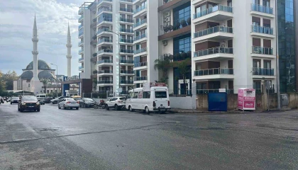 Alanyada sokakta kadına saldırıda bulunan şahıs yakalandı