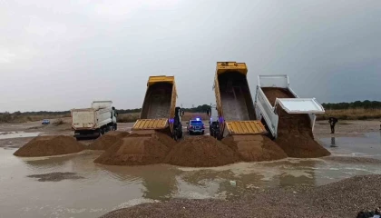 Antalyada kumları çalıp sahilleri talan etmişlerdi: Kamyonlar dolusu plaj kumu bulundu