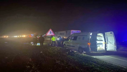 Antalyada otomobil iki öğrenciye çarptı: 1 ölü, 1 yaralı