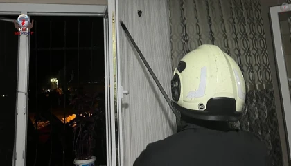 Arsuz’da eve giren yarasayı itfaiye yakaladı