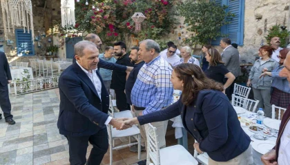 Başkan Seçer, turizm temsilcileriyle bir araya geldi