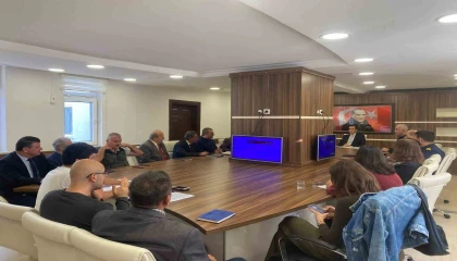 Bozyazıda sahipsiz sokak hayvanları toplantısı