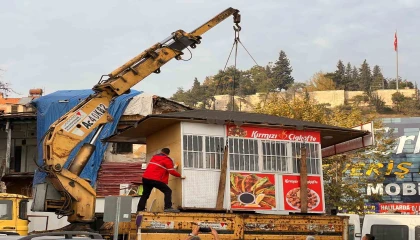 Çiğköfteye deterjan kabıyla sos döken esnafa 250 bin TL ceza: İş yeri kapatılıp kaldırıldı