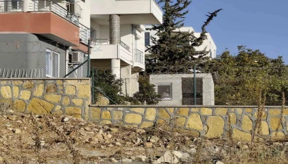 Engelli kadının kulübede yaşamı yürekleri burktu