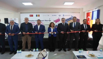 Geleceğin ustalarını yetiştirecek Ayakkabı Ortak İmalat ve Eğitim Merkezinin açılışı yapıldı
