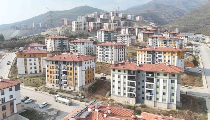 Hatayda binlerce deprem konutunun teslimiyle iki katına çıkan kira fiyatları düşmeye devam ediyor