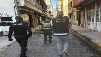 İskenderunda okul çevrelerinde asayiş denetimleri sürüyor