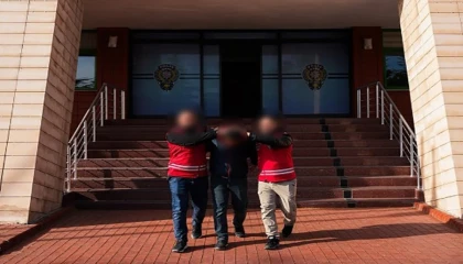 Ispartada polis-asker yöntemiyle 120 bin TL dolandırıcılık yapan şüpheli yakalandı