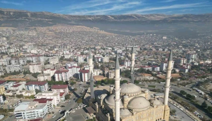 Kahramanmaraşta deprem sonrası nüfus yeniden yükselişe geçti