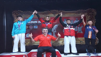 Kemer Belediyesi Karate Takımından 9 madalya