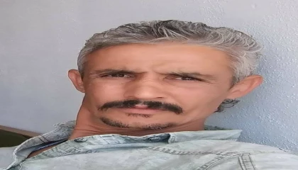 Motosikletten düşüp alevler içinde kalan sürücünün o anları görüntülendi