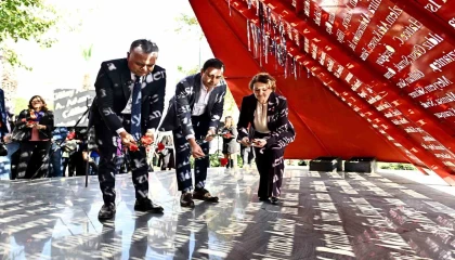 Muratpaşada şiddete karşı ses, Al Yazmada yükseldi