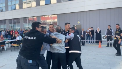 Osmaniye Eğitim ve Araştırma Hastanesinde afet tatbikatı gerçekleştirildi