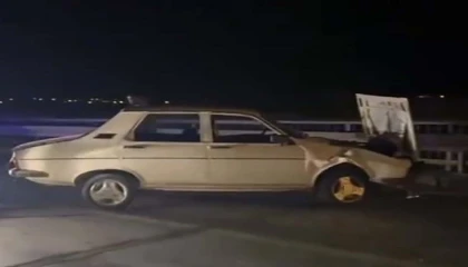 Otomobil bariyere çarptı, sürücü hayatını kaybetti