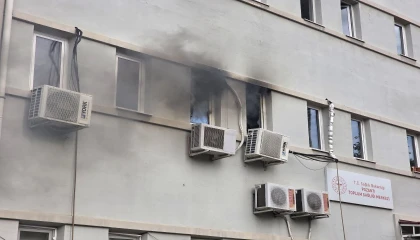 Pozantı Aile Sağlığı Merkezinde yangın