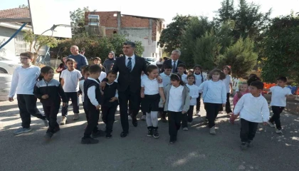 Şener: Çocuklarımızın en iyi şartlarda eğitim alması için çalışıyoruz