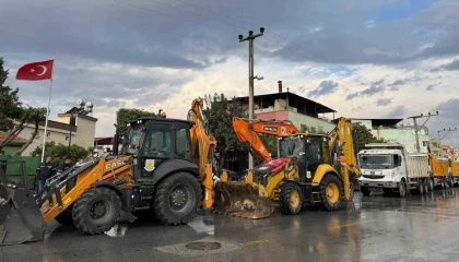 Tarsusta gece boyunca yağış mesaisi