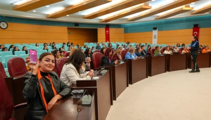 Tarsusta kadına şiddetle mücadele için farkındalık programı