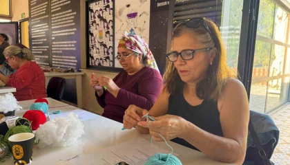 Tarsusta lösemili çocuklar için dayanışma atölyesi düzenlendi