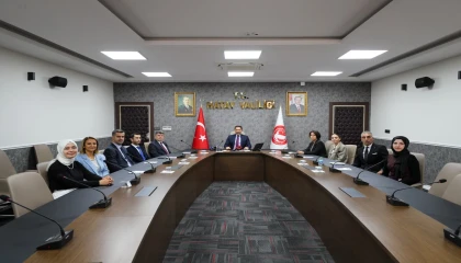 Vali Masatlıdan asrın felaketi sonrası toplum inşasında etkin rol oynayan öğretmenlere teşekkür