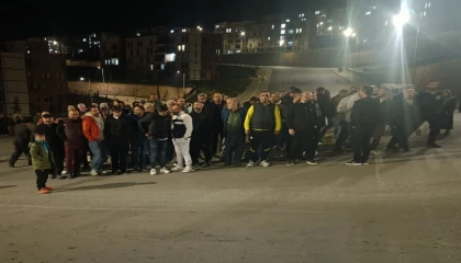 Vatandaşlar deprem konutları çevresinde güvenlik tedbirlerinin artırılmasını istedi