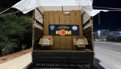 Adanada 7 milyon 820 bin TLlik makaron ele geçirildi: 4 tutuklama