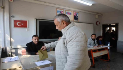 Adanada bir mahallede seçim heyecanı