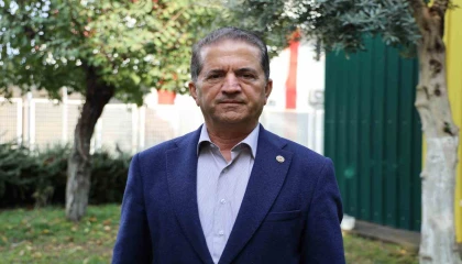 Adanaya 4 gündür aralıksız yağan yağmur, çiftçiyi sevindirdi